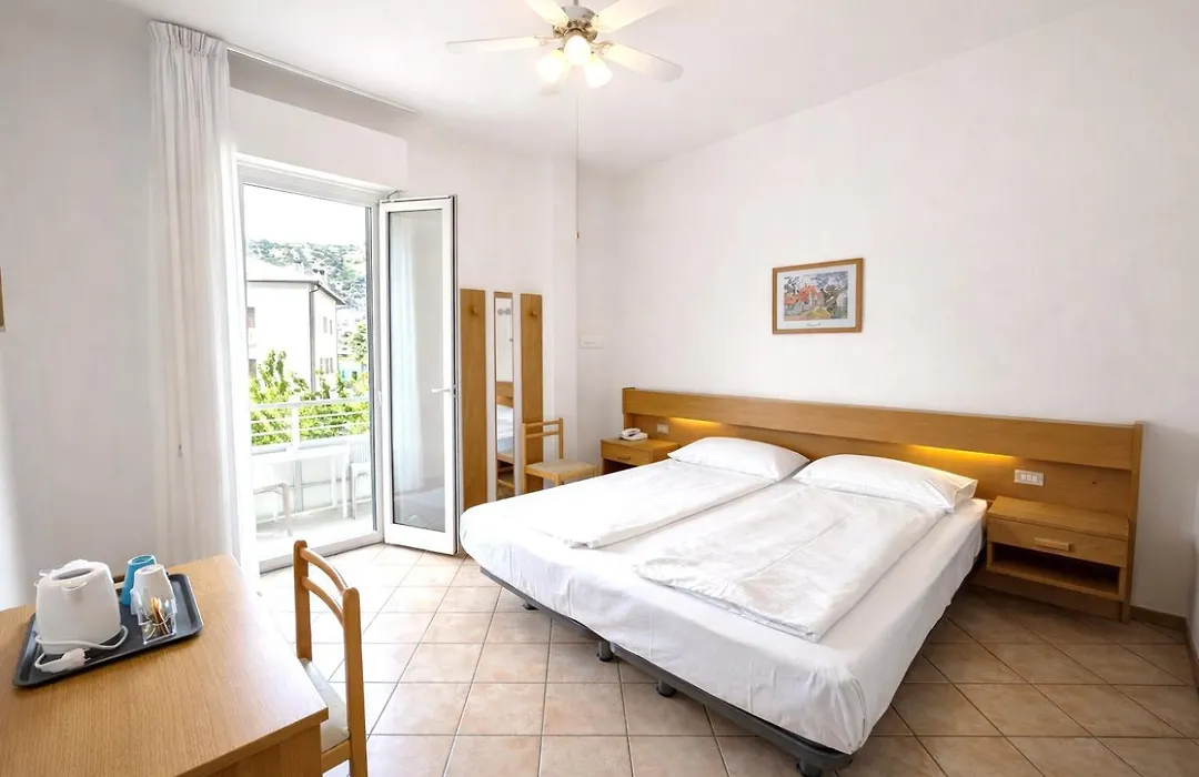Hotel Villa Clara-1